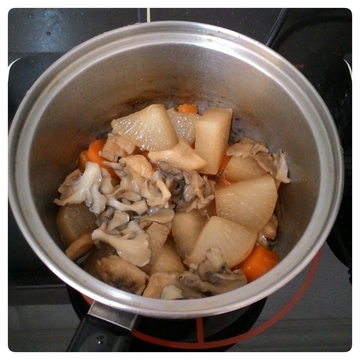 0831-かしわと大根煮2.jpg
